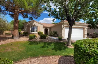 Photo #1: 2200843 Listing 