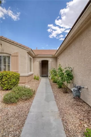 Photo #3: 2200843 Listing 