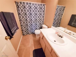 Photo #5: 2201048 Listing 