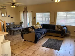 Photo #6: 2201063 Listing