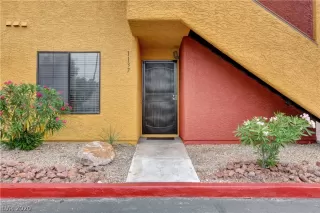 Photo #2: 2201067 Listing