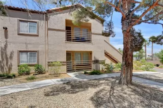 Photo #1: 2201078 Listing 