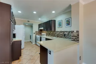 Photo #4: 2201121 Listing 