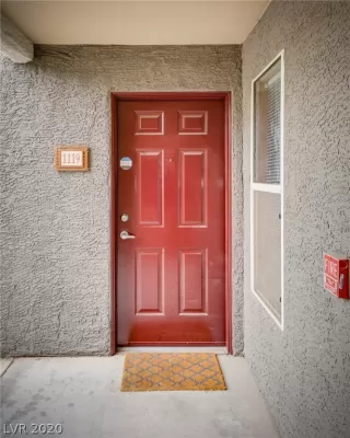 Photo #6: 2201196 Listing