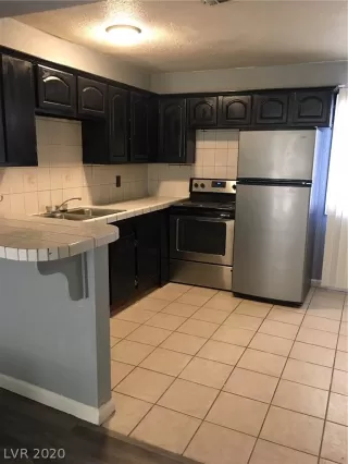 Photo #5: 2201198 Listing 