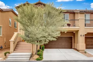 Photo #1: 2201228 Listing