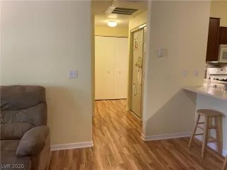 Photo #3: 2201264 Listing 