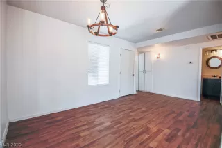 Photo #4: 2201299 Listing 