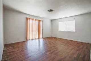 Photo #6: 2201299 Listing 