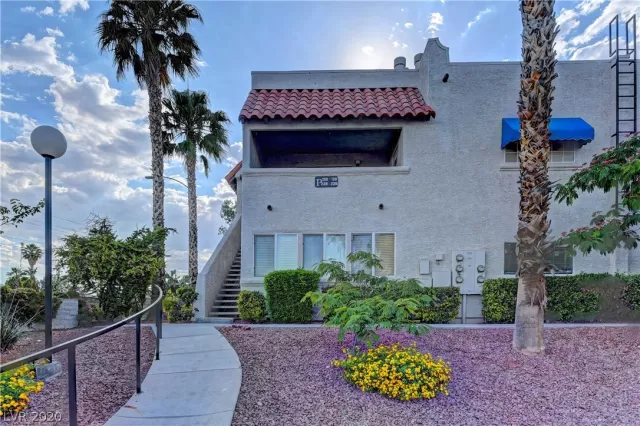 MLS: 2201308 Condo For Sale