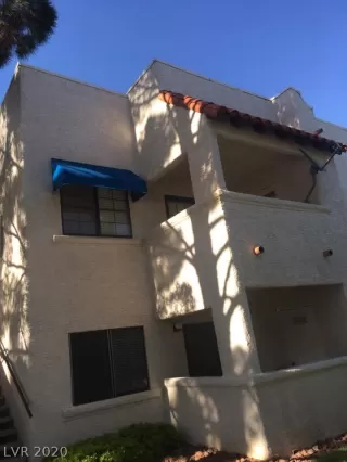 Photo #2: 2201367 Listing 