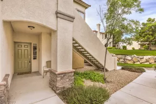 Photo #2: 2201506 Listing