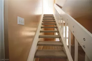 Photo #4: 2201519 Listing