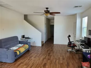 Photo #4: 2201536 Listing