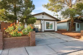 Photo #2: 2201543 Listing 