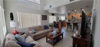 Photo #2: 2201578 Listing