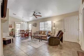 Photo #4: 2201622 Listing 