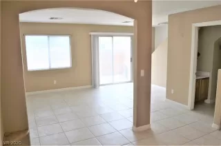 Photo #4: 2201681 Listing 