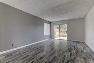 Photo #1: 2201740 Listing 