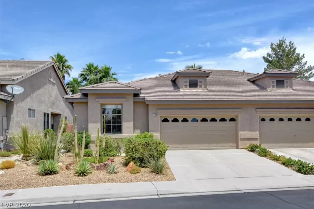 MLS: 2201753 Condo For Sale