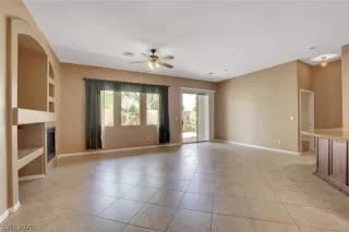 Photo #4: 2201753 Listing