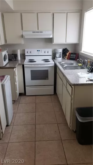 Photo #2: 2201817 Listing 