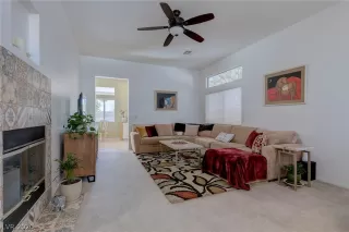 Photo #4: 2201830 Listing 