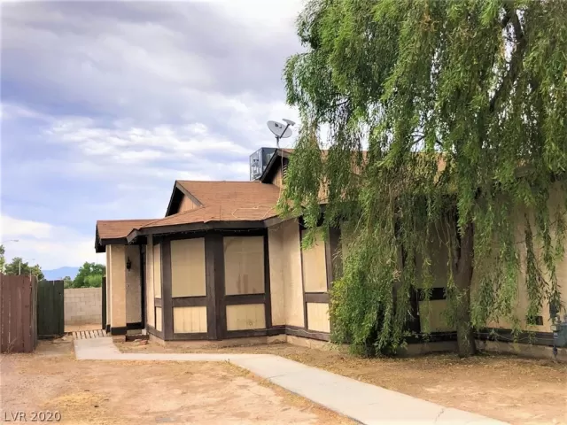 MLS: 2201851 Condo For Sale