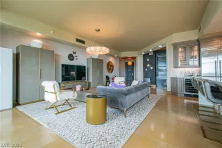 Photo #6: 2201866 Listing 
