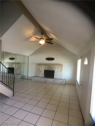 Photo #3: 2201879 Listing 