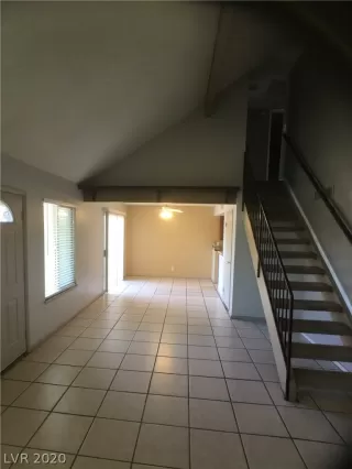 Photo #4: 2201879 Listing 