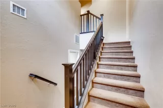 Photo #3: 2201922 Listing