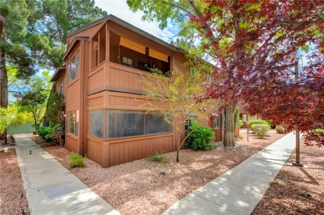 MLS: 2201949 Condo For Sale