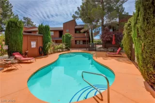 Photo #1: 2201949 Listing