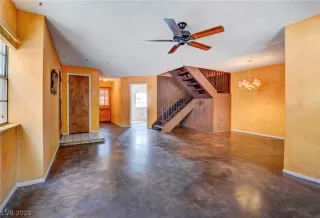 Photo #3: 2201949 Listing