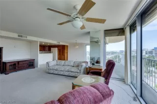 Photo #2: 2202002 Listing