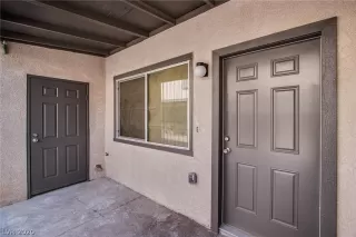 Photo #1: 2202037 Listing 