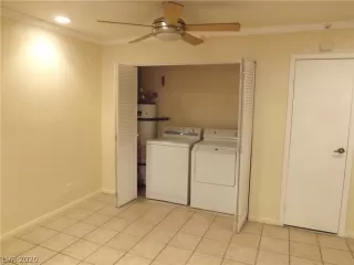 Photo #3: 2202100 Listing 