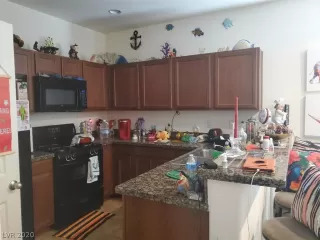 Photo #2: 2202119 Listing