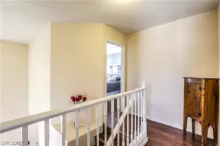 Photo #5: 2202144 Listing