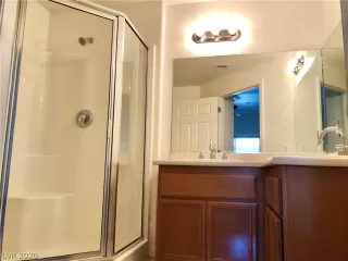 Photo #5: 2202160 Listing 