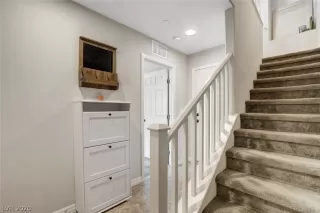 Photo #3: 2202195 Listing