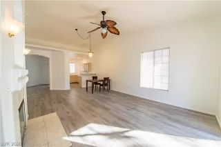 Photo #2: 2202196 Listing