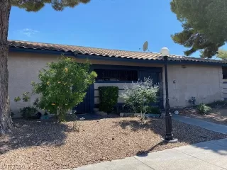 Photo #1: 2202209 Listing 