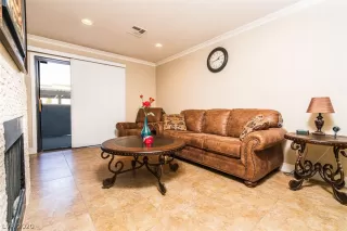 Photo #2: 2202246 Listing