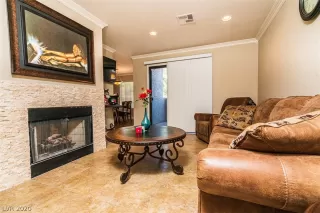 Photo #3: 2202246 Listing