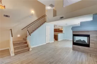 Photo #4: 2202283 Listing 