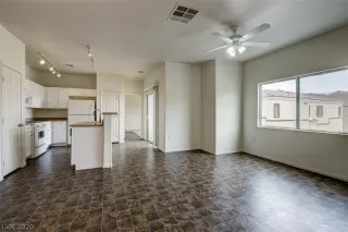 Photo #6: 2202377 Listing 