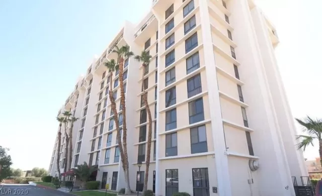 MLS: 2202397 Condo For Sale