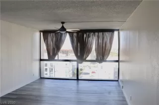 Photo #2: 2202397 Listing 